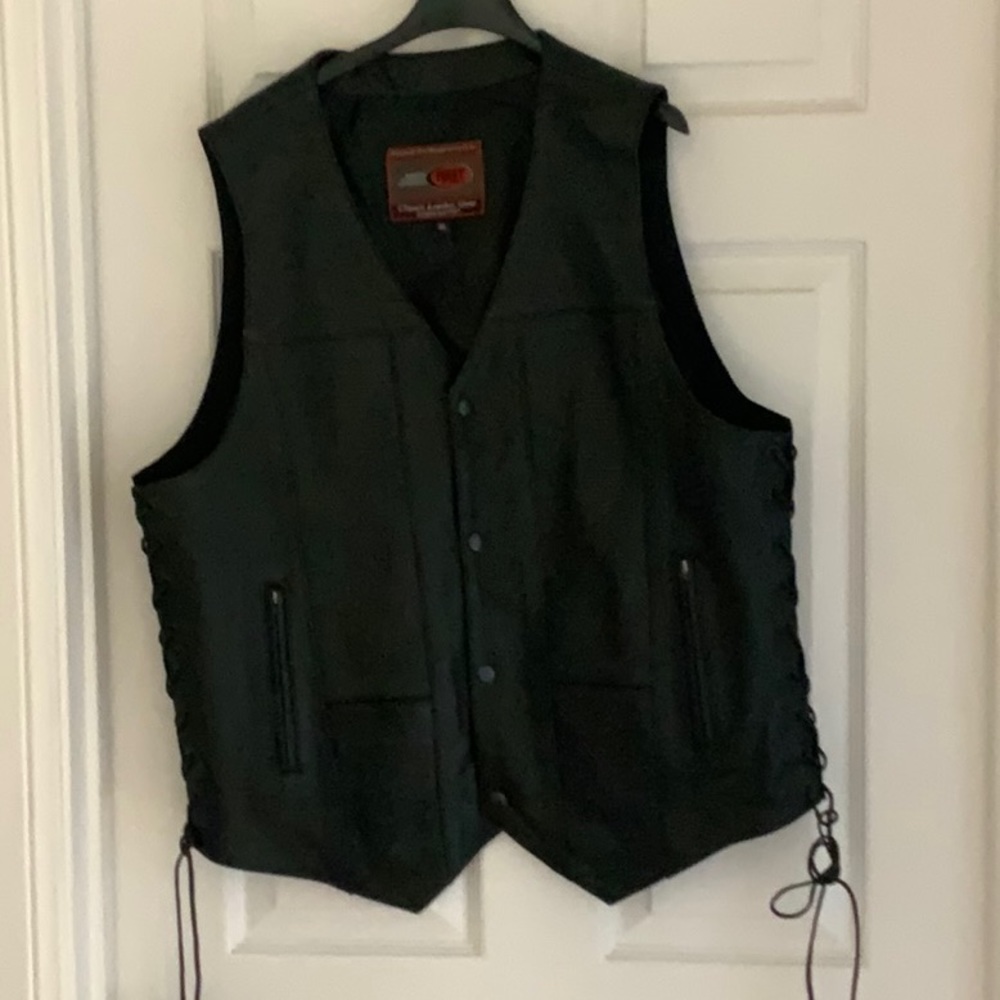 Mens Fine Leather Vest